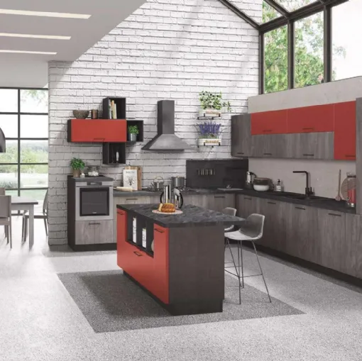 Cucina Moderna con isola Cloe 03 Rovere Smoky e Rosso Cocktail di Net Cucine