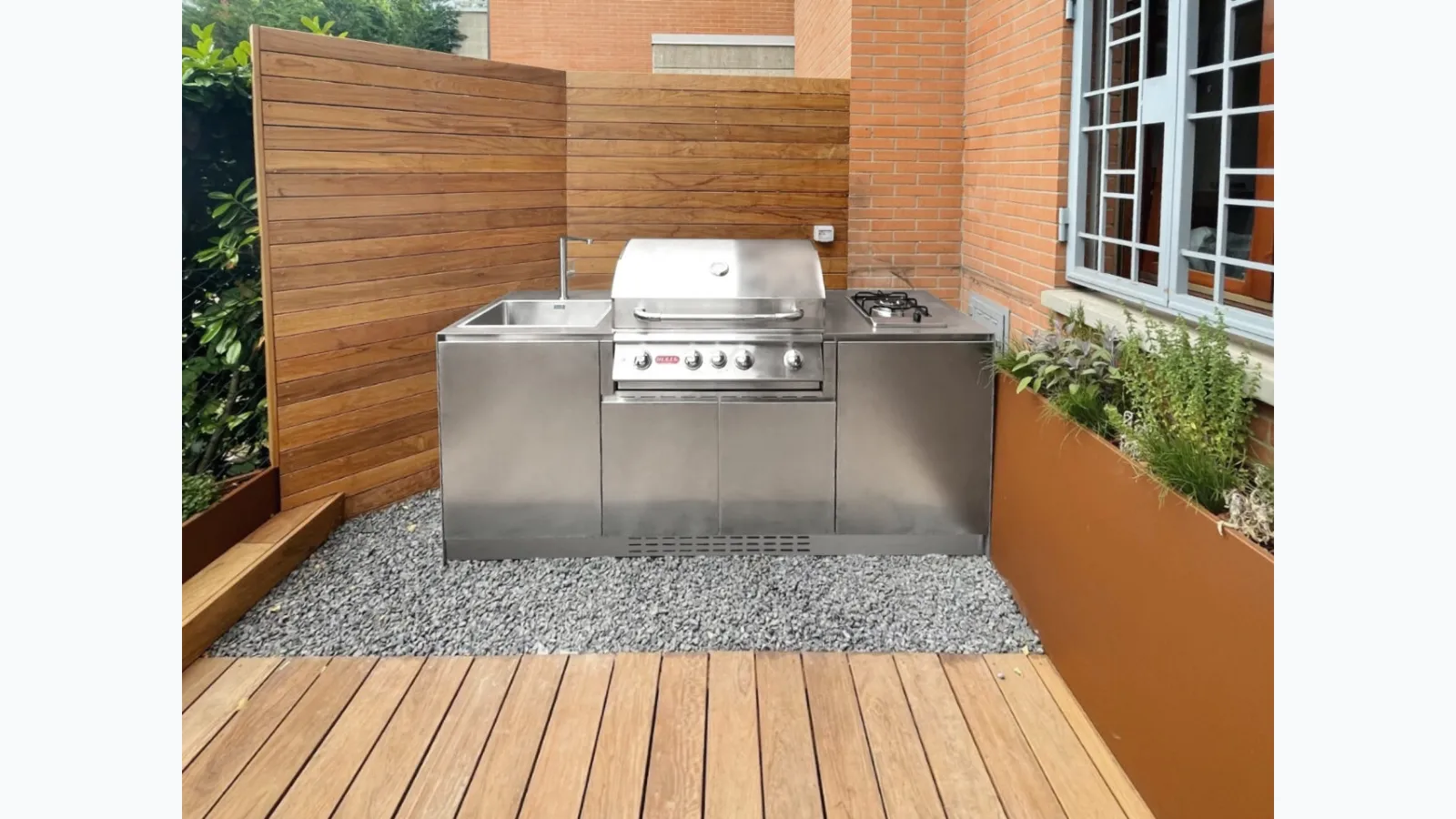 Cucina da esterno Via Nolfi in acciaio inox naturale di OF Outdoor kitchens